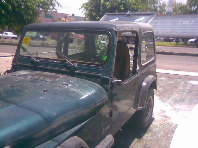  CAPACETE DE JEEP VIDRIOS Y PUERTA TRACERA